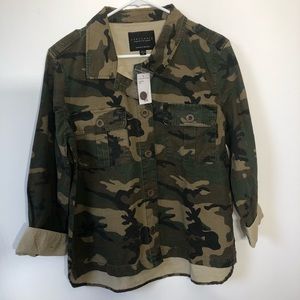 NWT sanctuary size Medium camo jacket